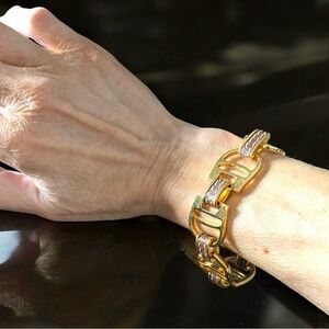 Gold plated w/ faux leather horse bits chain bracelet 🤎💛